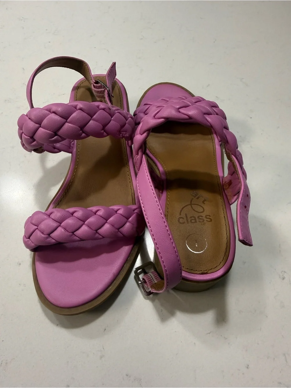 Art Class Girls Pink Braided Sandals – Size 1 🌸